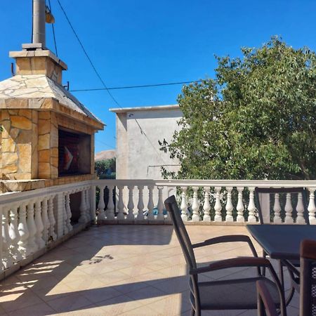 Guest House Keskic Karlobag Εξωτερικό φωτογραφία