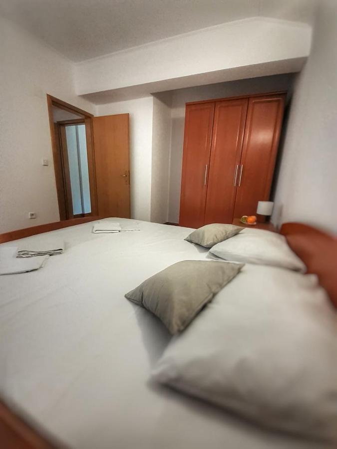 Guest House Keskic Karlobag Εξωτερικό φωτογραφία