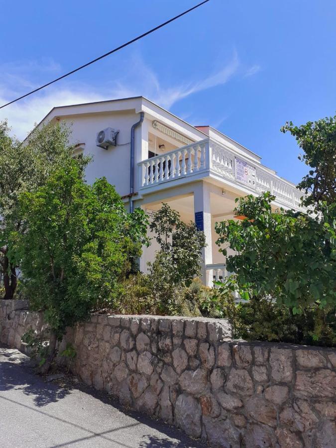 Guest House Keskic Karlobag Εξωτερικό φωτογραφία
