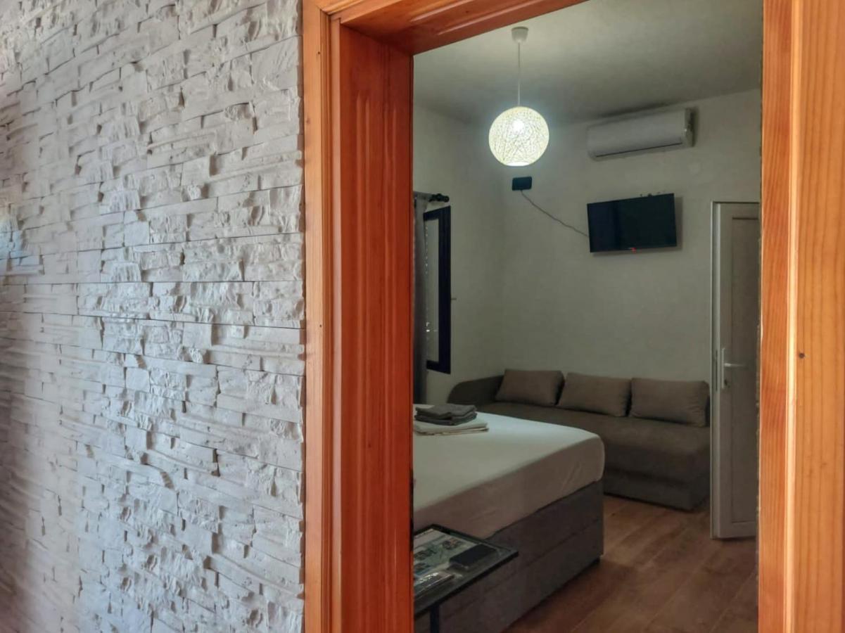Guest House Keskic Karlobag Εξωτερικό φωτογραφία
