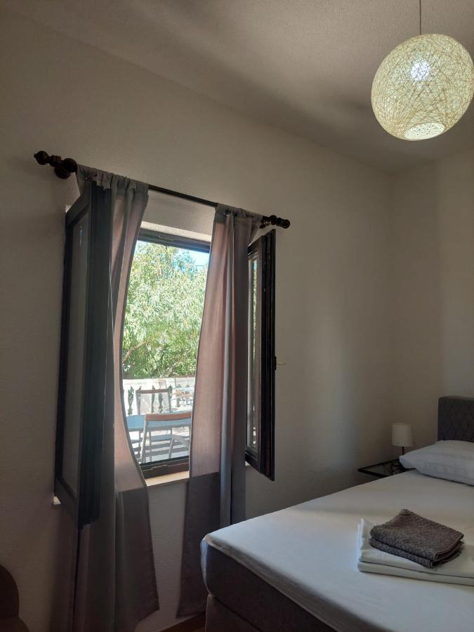 Guest House Keskic Karlobag Εξωτερικό φωτογραφία