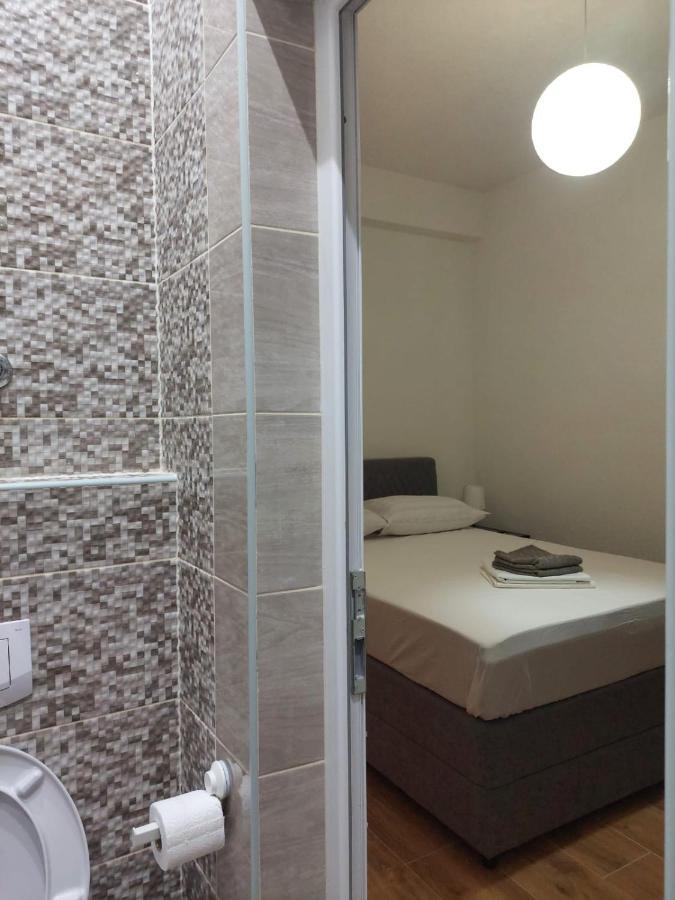 Guest House Keskic Karlobag Εξωτερικό φωτογραφία