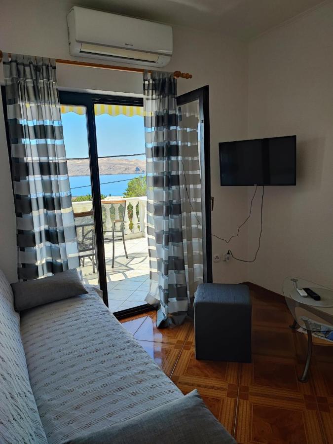 Guest House Keskic Karlobag Εξωτερικό φωτογραφία