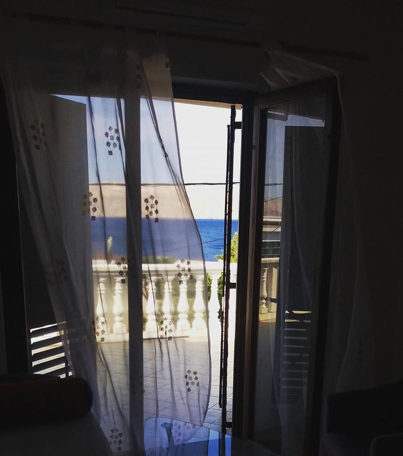 Guest House Keskic Karlobag Εξωτερικό φωτογραφία