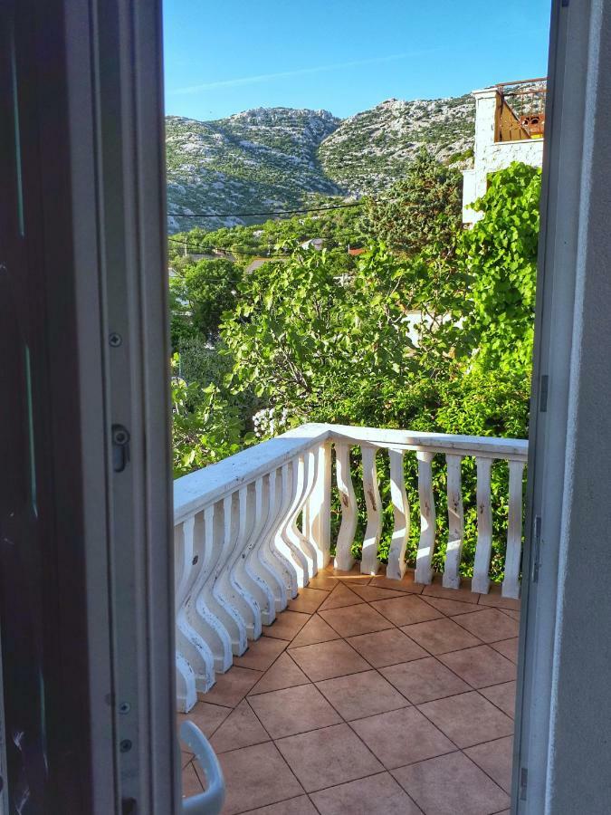 Guest House Keskic Karlobag Εξωτερικό φωτογραφία